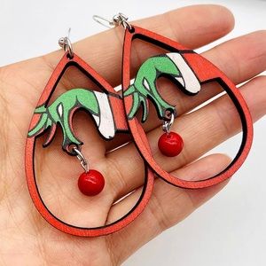 Wooden Christmas Grinch Earrings for Women Girls Painted Teardrop Dangle Earring